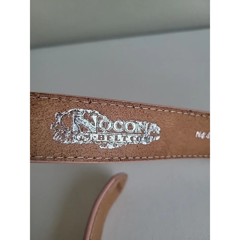 Pink Western-Style Leather Belt with Two-Tone Decorative Buckle